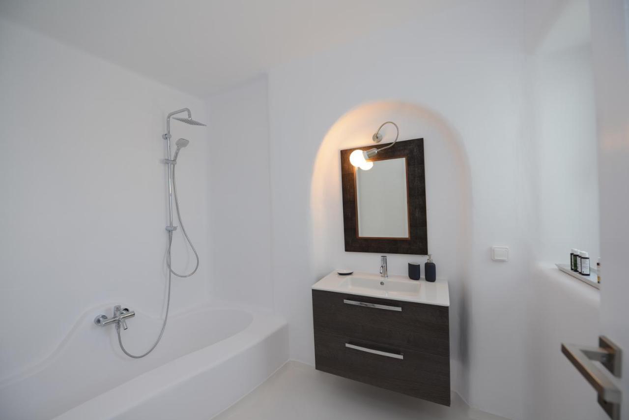Diles Villas & Suites Mykonos Tourlos Exterior foto