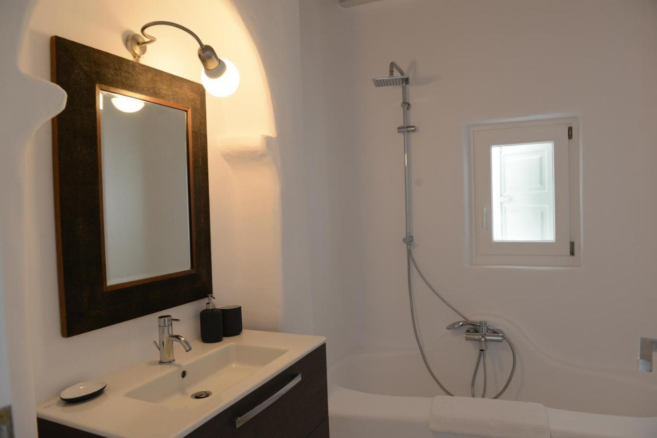 Diles Villas & Suites Mykonos Tourlos Exterior foto